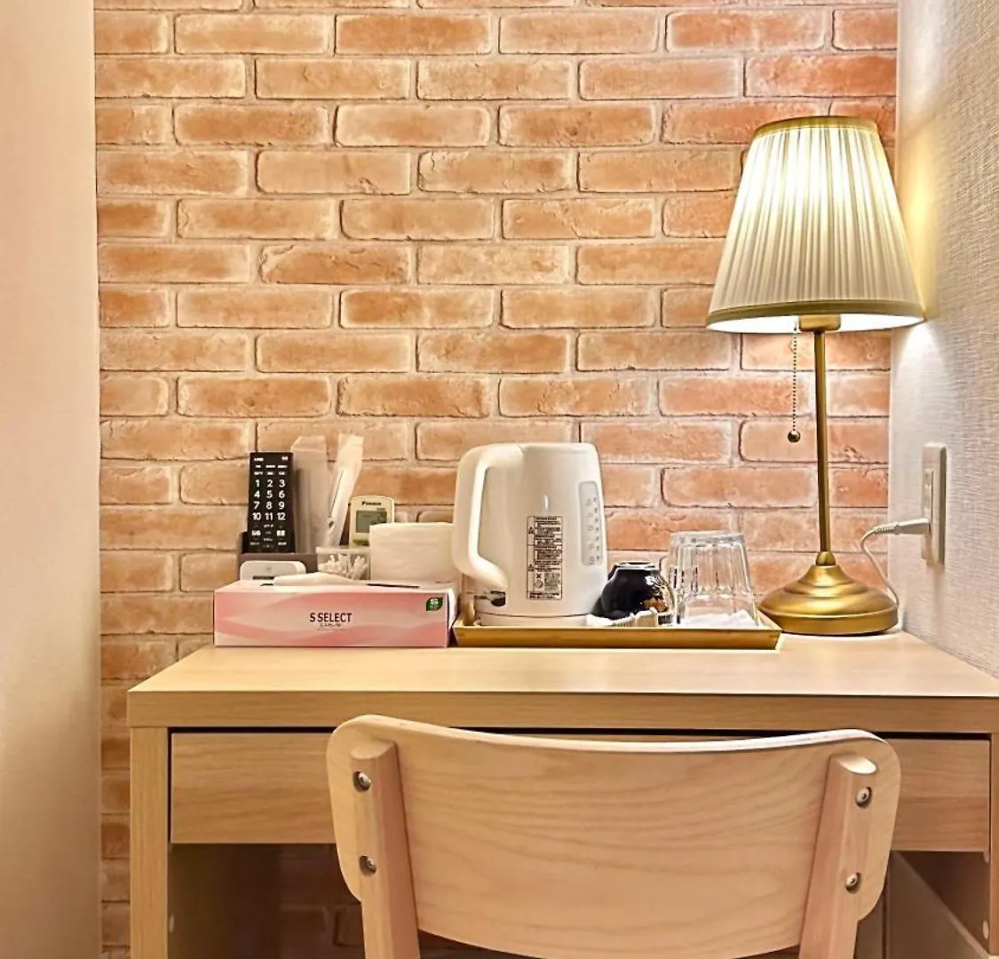 Apartament 101号室花園町駅と萩之茶屋駅各徒歩2分ベット2台専用バスルーム付きな格安民泊 Osaka