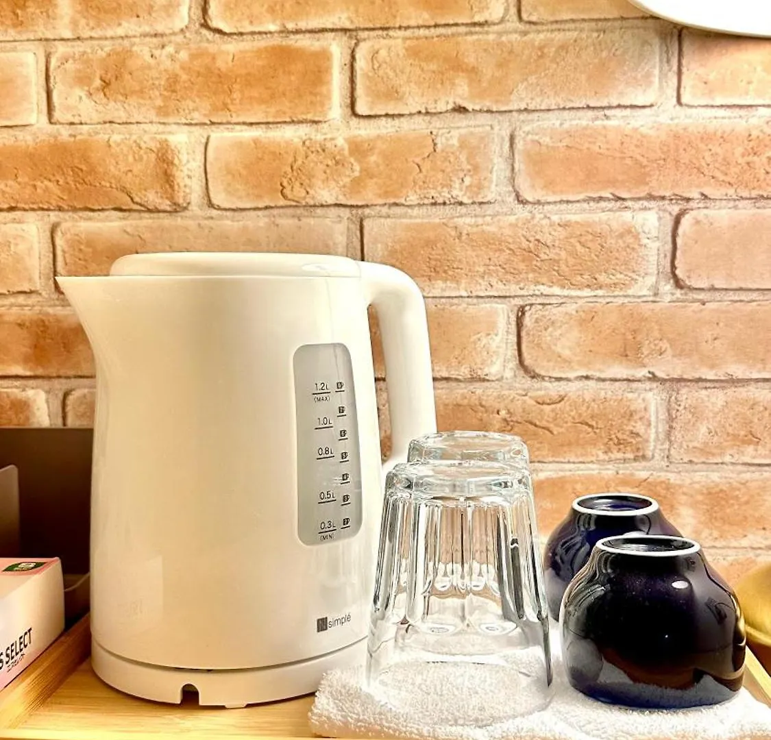 Apartament 101号室花園町駅と萩之茶屋駅各徒歩2分ベット2台専用バスルーム付きな格安民泊 Osaka 0*,